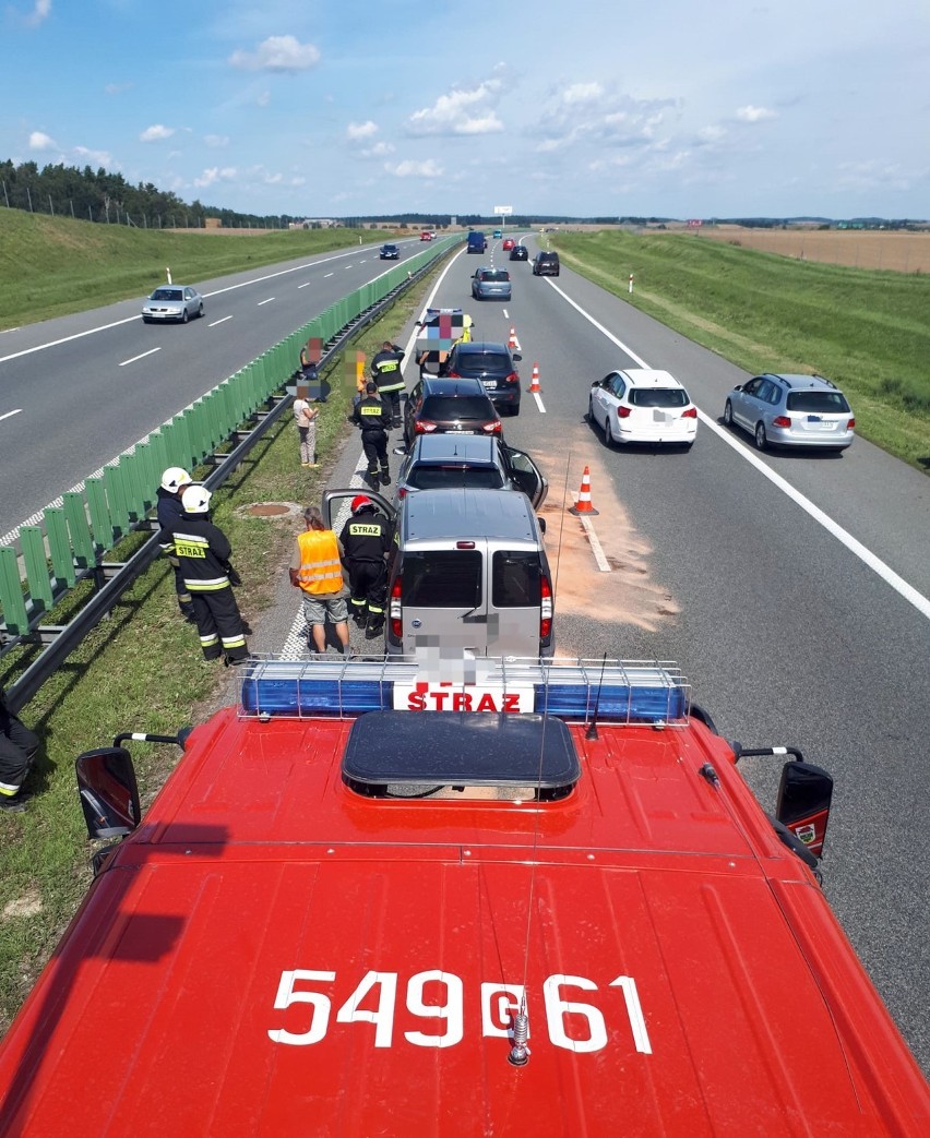 Powiat tczewski: groźne sytuacje na autostradzie A1. Są utrudnienia w ruchu [ZDJĘCIA]