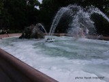 Zapieniona fontanna "Potop" [zdjęcia]