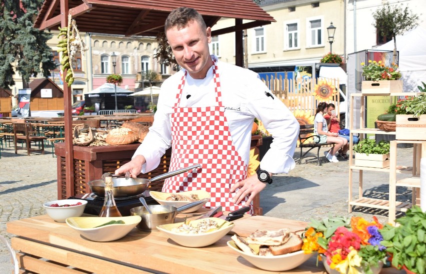 Podkarpackie przysmaki na Karpackich Klimatach. Tak Paweł Dobrzański gotował w Kuchni Dzień Dobry TVN [ZDJĘCIA]