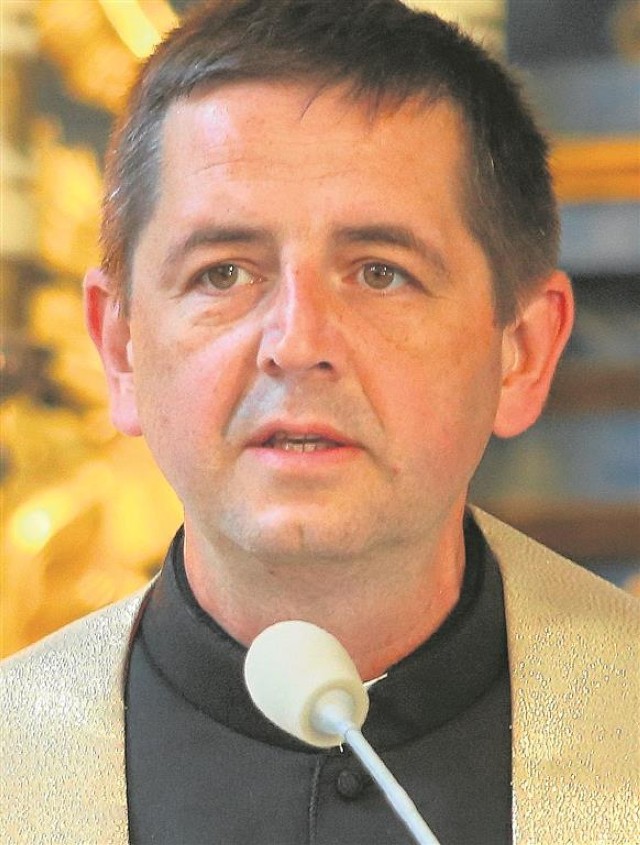 Ksiądz Bochyński z Piotrkowa za słowa wypowiedziane w wywiadzie został zwolniony z funkcji rektora