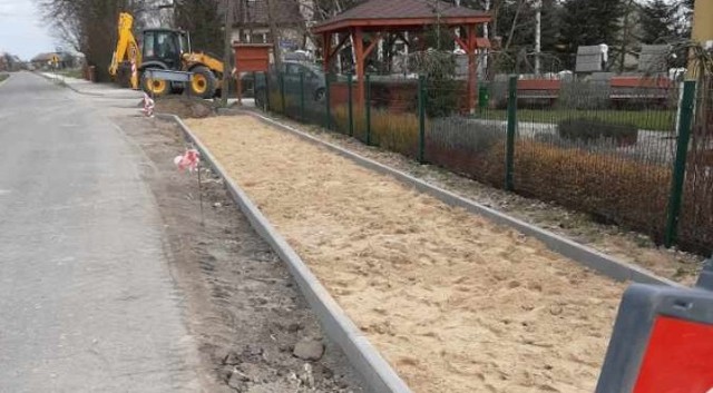 Trwa budowa ścieżki w Macikowie