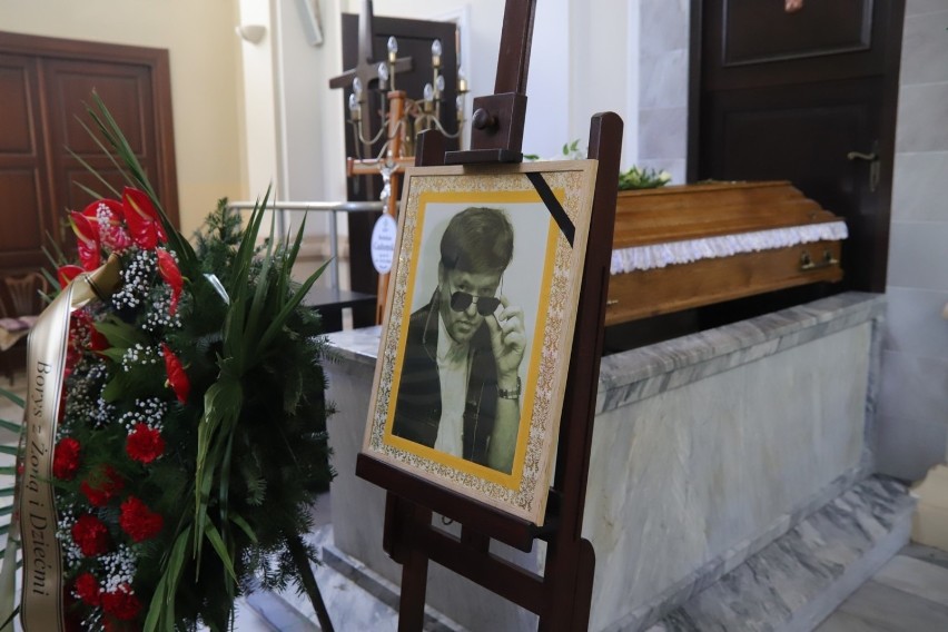 Pogrzeb Bohdana Gadomskiego. Łódzki dziennikarz muzyczny spoczął na Cmentarzu Doły ZDJĘCIA