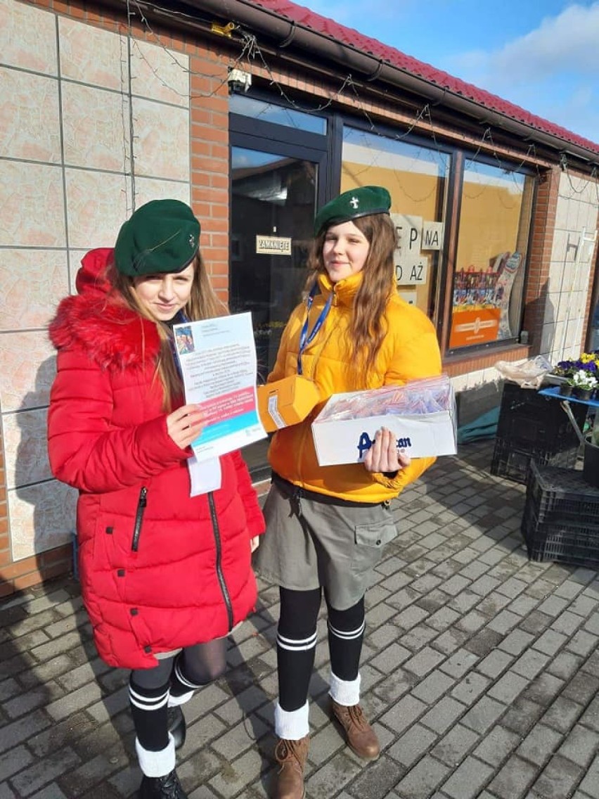 Pruszcz Gdański: Wolontariusze zbierają datki dla chorej pruszczanki i zapraszają na akcję charytatywną do szkoły [ZDJECIA, WIDEO]