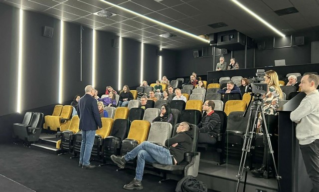 W sobotę odbyło się pierwsze spotkanie w powstającym kinie w Końskich