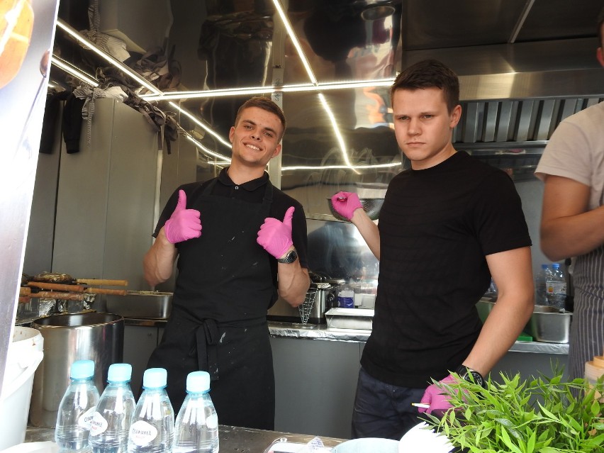 Białystok. Największy Zlot Food Trucków na Podlasiu (zdjęcia, wideo)                                                