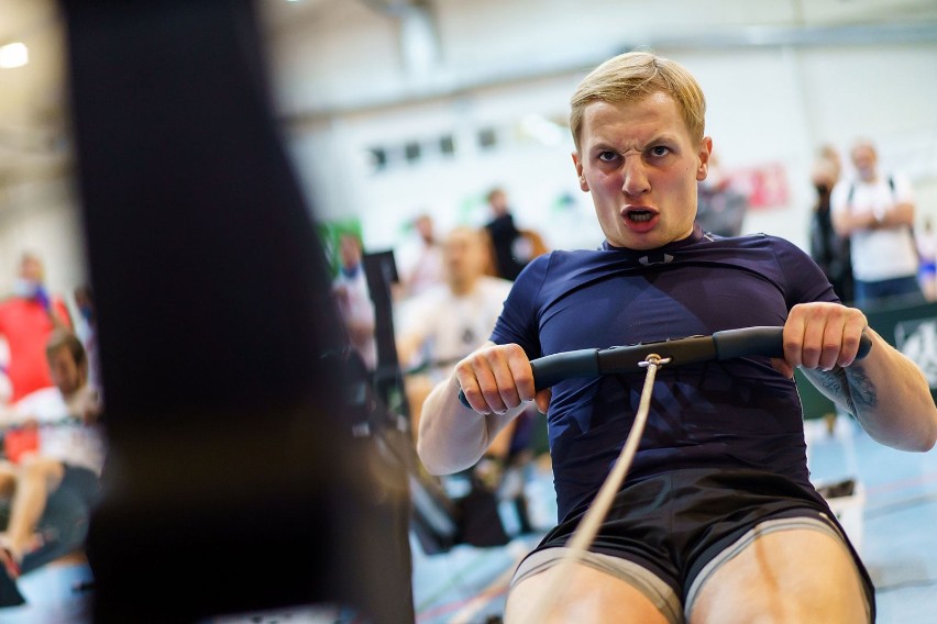 Sukces studentów Uniwersytetu Rzeszowskiego w nietypowej dyscyplinie. Wrócili z medalami z Mistrzostw Polski w Ergometrze Wioślarskim