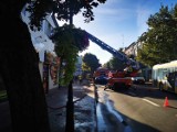 Pożar w budynku przy Łaskiej w Zduńskiej Woli ZDJĘCIA, FILM