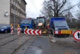 Awaria wodociągu również na ulicy Strzałowskiej w Szczecinie. Nie kursują tramwaje w kierunku Gocławia