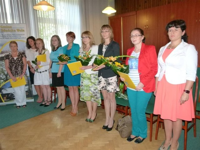 Uroczystośc nadania awansów na stopień nauczyciela mianowanego zorganizowano w Urzędzie Gminy Zduńska Wola