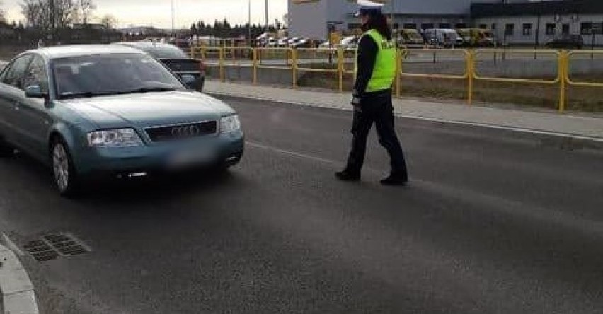 Policjanci kontrolowali dzisiaj trzeźwość kierowców w Łomży.