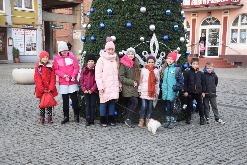 Świąteczne ozdoby już świecą nie tylko przy Ratuszu w...