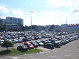 Tesco, Górczewska. Największy darmowy parking na Bemowie od czerwca będzie płatny. Kłopoty mieszkańców 