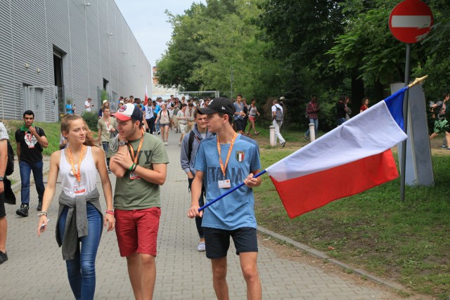 Światowe Dni Młodzieży. Młodzi z całego świata wyjechali z Łodzi