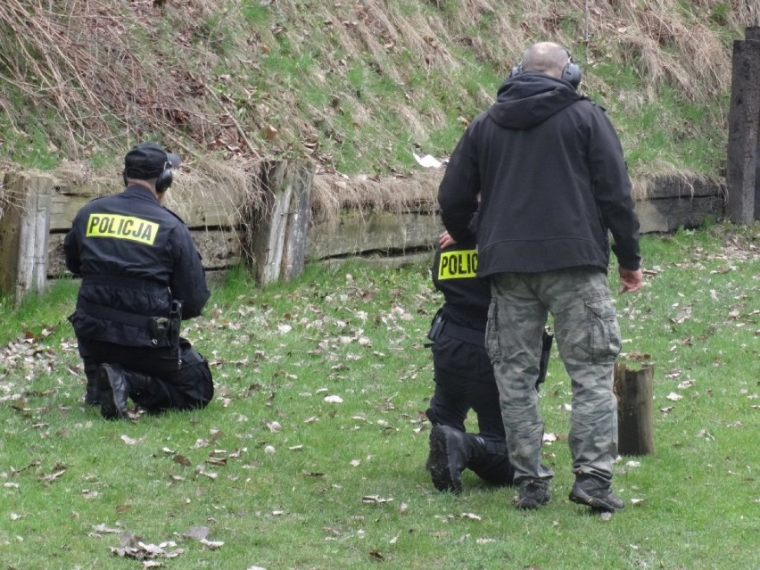 Policja w Zabrzu: funkcjonariusze trenowali na strzelnicy
