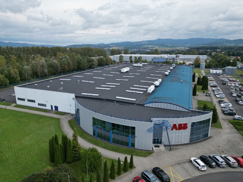 Firma ABB w Kłodzku wygasza produkcję i zwalnia 600 osób....