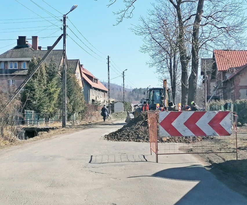 Gmina Nowa Ruda: Ruszyła budowa kanalizacji sanitarnej w...