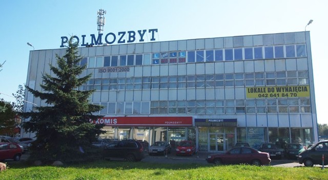 Główna siedziba łódzkiego Polmozbytu znajduje się przy ul. Przybyszewskiego 199/205.