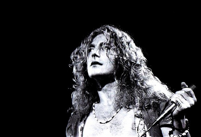 Kartka z kalendarza: Wydarzenia z 12 stycznia/Na zdj.: Robert Plant z Led Zeppelin