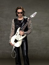 Steve Vai na pożegnanie starej Filharmonii Szczecińskiej