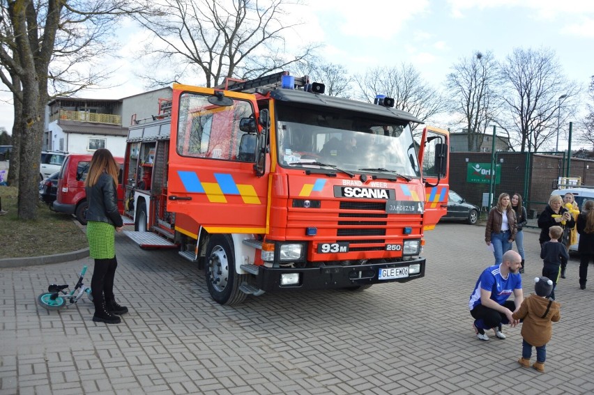 Strażacy Ochotniczej Straży Pożarnej w Łebuni byli w...
