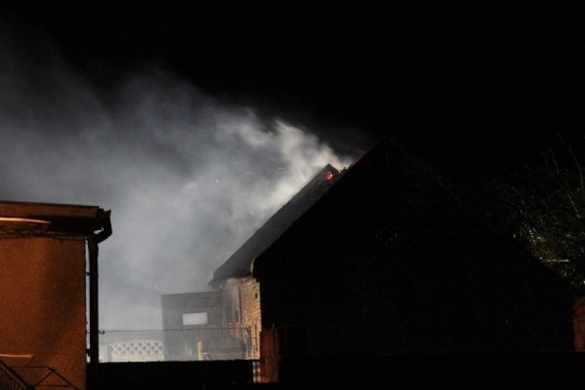 Groźny pożar stodoły w Nowym Widzimiu w gminie Wolsztyn