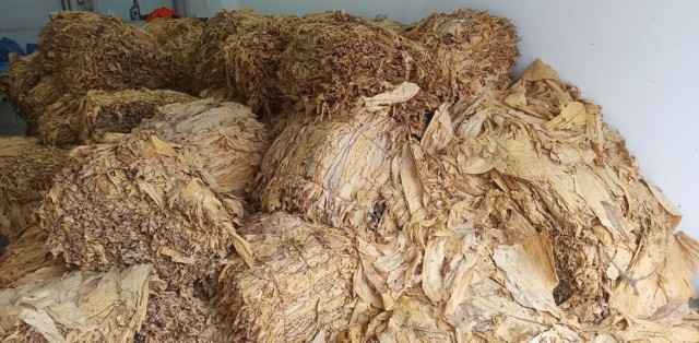Zatrzymany mieszkaniec Chrzanowa przewoził 1,3 tony tytoniu