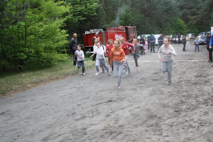 Biegi Przełajowe w Chodlu: Zwyciężył Paweł Szostak z Unii Hrubieszów (ZDJĘCIA)