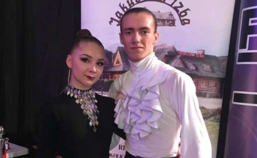 Taneczne sukcesy par ze Studia Tańca Towarzyskiego "Etiuda" z MDK w Radomsku