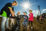 Maluchy z fordońskiego przedszkola sprzątają świat [zdjęcia]