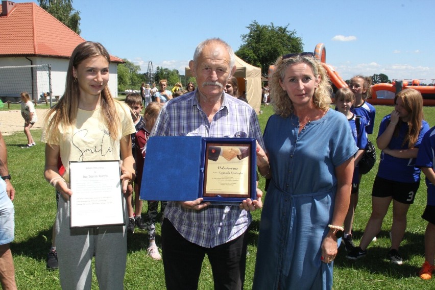 Drużyna Szkoły Podstawowej nr 1 w Brzezinach najlepsza w czwórboju lekkoatletycznym na Igrzyskach Młodzieży Szkolnej