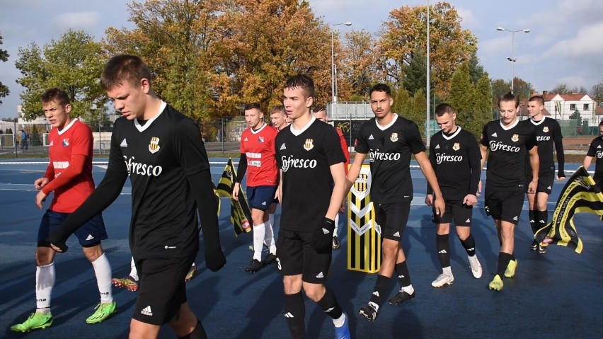 Sparta Brodnica - Chełminianka Chełmno 3:0. Mecz 15. kolejki 4. ligi kujawsko-pomorskiej. Zobacz wideo