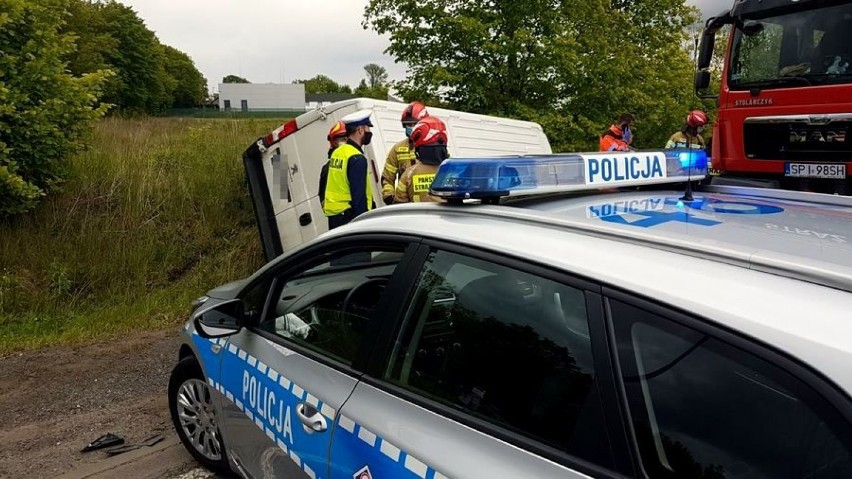 Zderzenie trzech samochodów osobowych na piekarskiej...