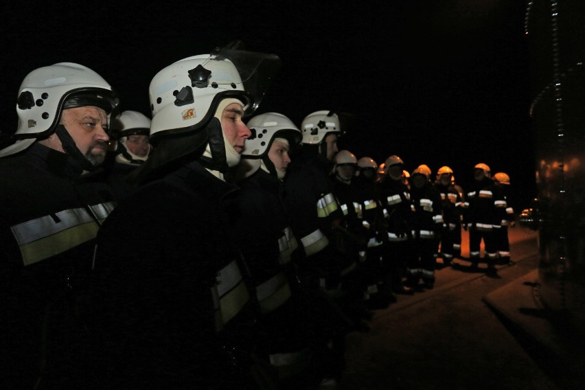 Ćwiczenia strażackie w zakładach TEKNIA Kalisz w gminie Gołuchów