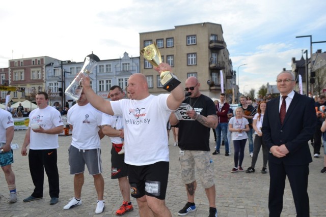 Puchar Polski Strongman w Kartuzach (2017): Tomasz Lademann i Sławek Tito Rychłowski