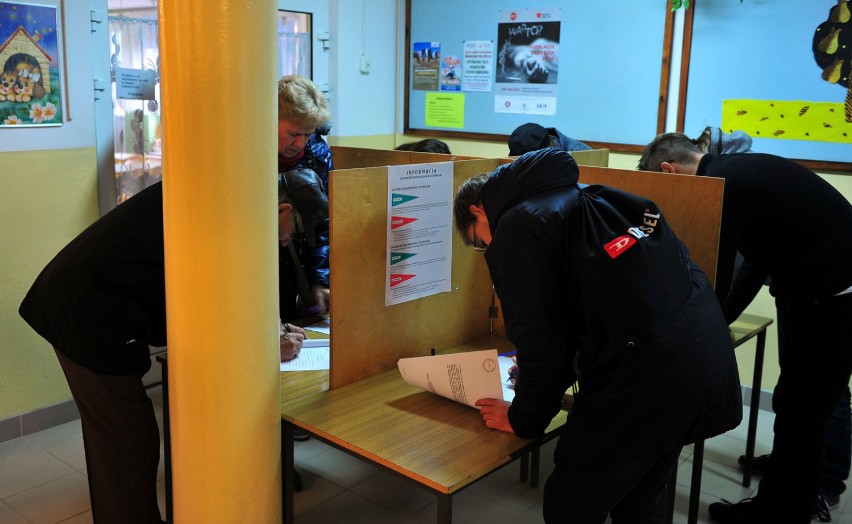 Wybory parlamentalne 2015. ZOBACZ, jak głosowała Gdynia [ZDJĘCIA]