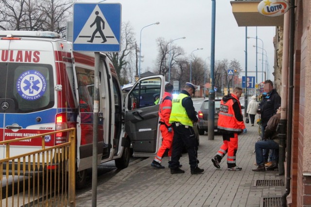 Potrącenie rowerzysty na ulicy Wrocławskiej w Legnicy