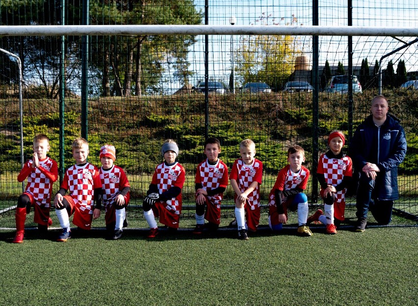 Skrzaty Akademii Piłkarskiej Oborniki wzięli udział w turnieju w Skokach