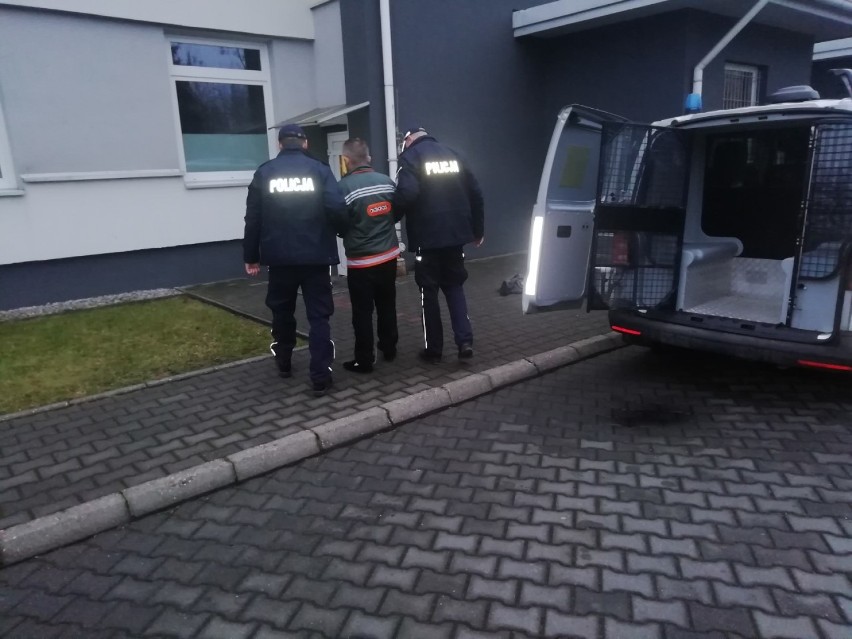 Radomsko: mężczyzna podejrzany o kradzieże zatrzymany przez policję [ZDJĘCIA]