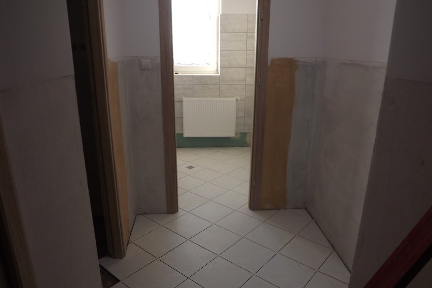 Remont łazieki w Zespole Szkół w Radominie [zdjęcia]