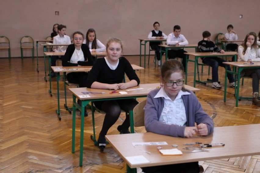 Ponad 33 tysiące uczniów zdaje egzamin w Wielkopolsce. Na...