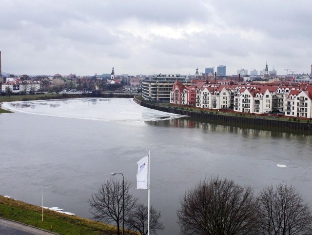 W Poznaniu ciągle obowiązuje pogotowie przeciwpowodziowe