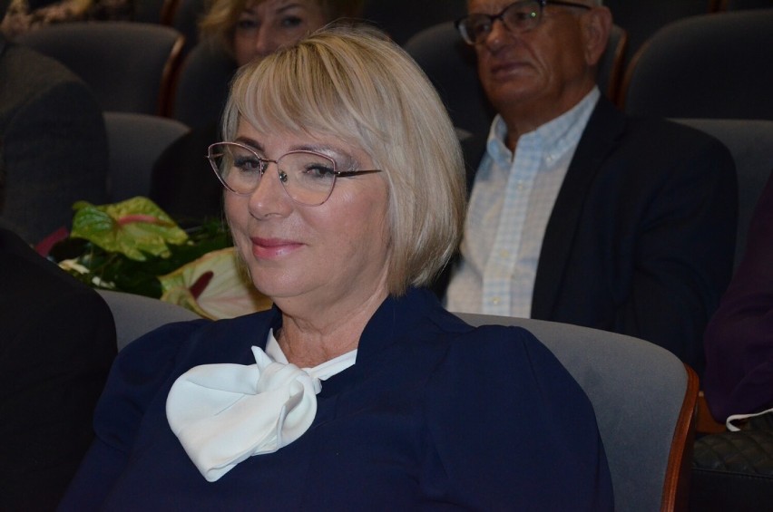 Danuta Gross to wieloletnia prezes Głogowskiego Uniwersytetu Trzeciego Wieku. 11 listopada odebrała tytuł Zasłużona dla Miasta Głogowa