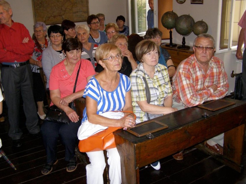 Seniorzy z Raszkowa we Wrześni, Żabikowie i Kulmhof [FOTO]