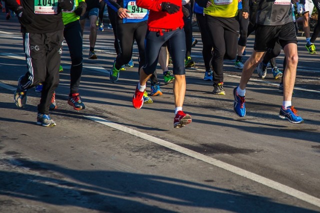 Lubisz biegać? Wybierz się na trening z Nike + Run Club. Będziesz miał, aż 3 okazje: 10, 24 i 31 lipca. Zajęcia odbywać się będą od godz. 19.04 do 20.14.