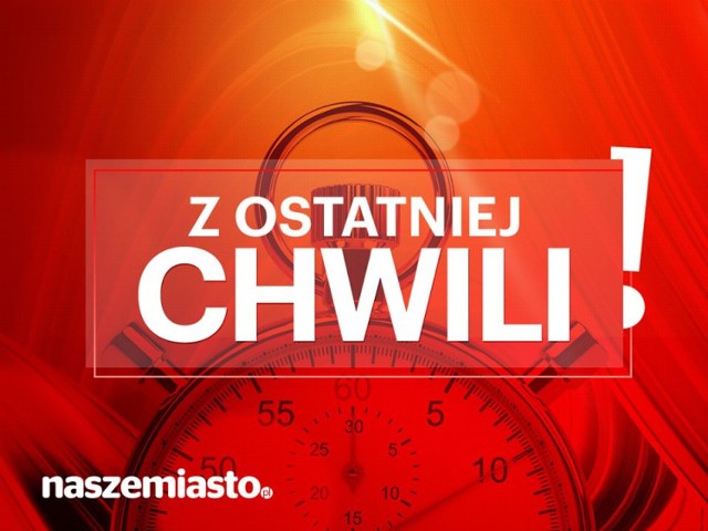 Karetka odwiozła pacjentkę z Międzychodu z podejrzeniem koronowirusa na oddział zakaźny do Poznania (4.03.2020).
