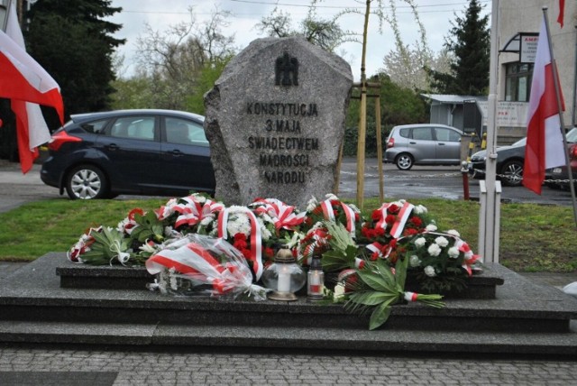 Starosta zaprasza na uroczystości patriotyczne pod pomnikiem Konstytucji 3 Maja.