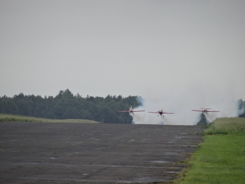 Kąkolewo: pokaz akrobacji grupy Żelazny i przylot samolotów aeroklubu