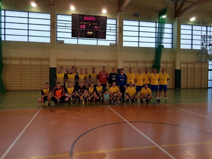 Piłkarze ręczni Handball Concordia Szamocin ulegli zespołowi z Inowrocławia. 