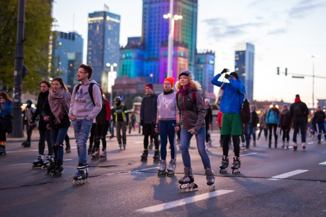 Nightskating - największy nocny przejazd rolkarzy [GALERIA]