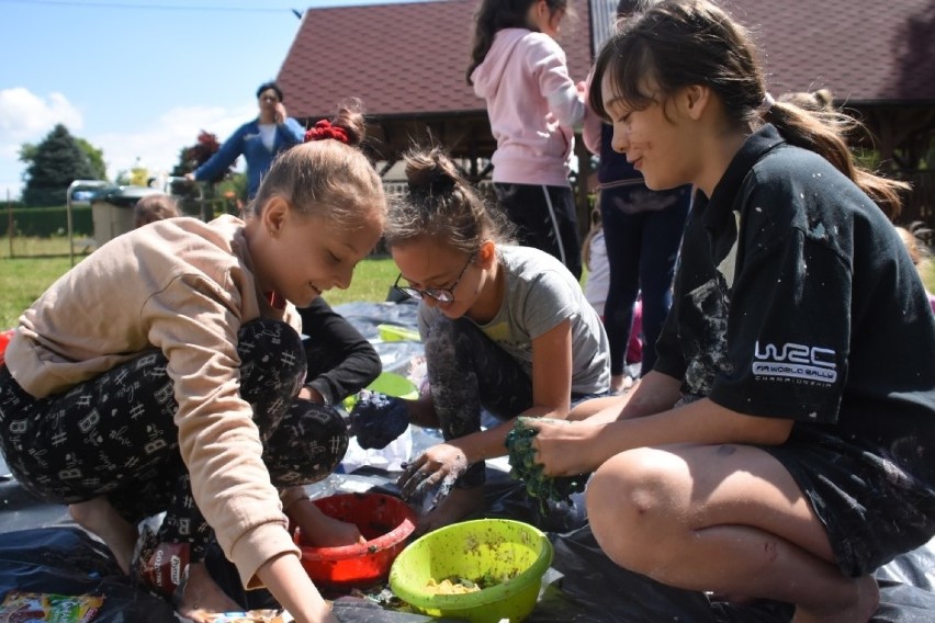 Aktywne i kreatywne wakacje dzieci z Bełchatowa i okolic